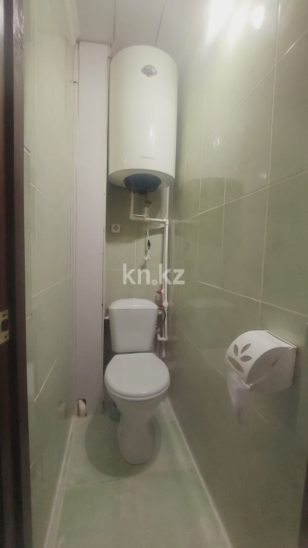 Продажа 4-комнатной квартиры, 76 м², 1 кв-л, дом  14 в Караганде - фото 11