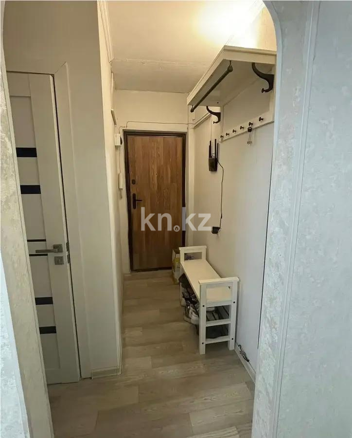 Продажа 2-комнатной квартиры, 44 м², мкр. Восток-2, дом  14 в Караганде - фото 5