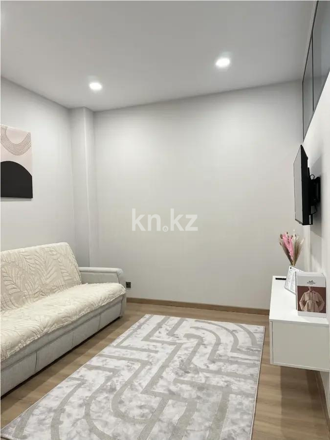 Продажа 2-комнатной квартиры, 40 м², ул. Букетова, дом  3/2 - Продажа  двухкомнатных квартир в новостройках Караганды без посредников фото 1 из 4