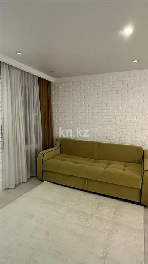 Продажа 10-комнатной квартиры, 36 м², ул. Рыскулбекова, дом  2/1 - Продажа квартир в Астане без посредников с фото фото 1 из 2