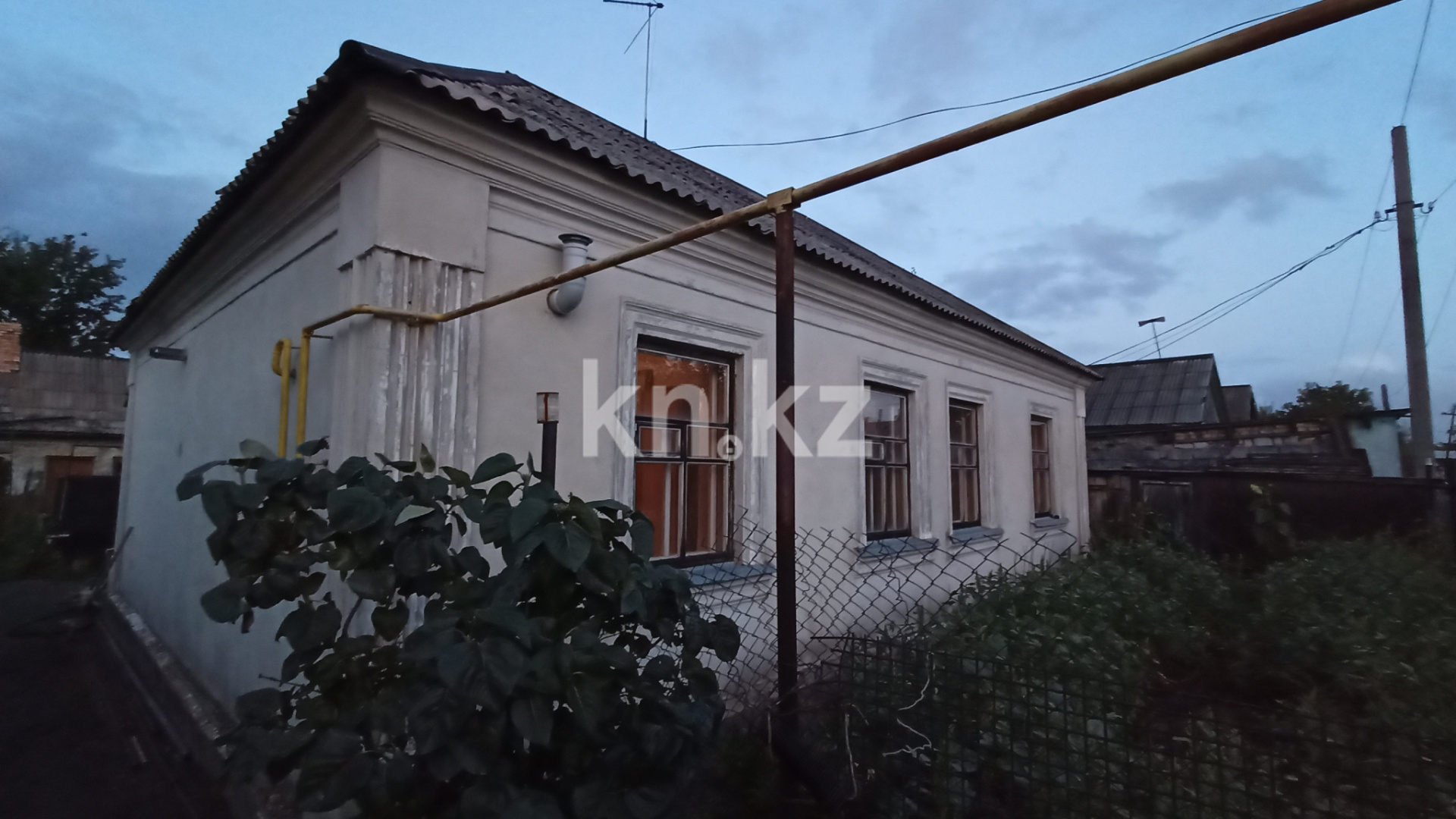 Продажа 5-комнатного дома, 70.8 м², пер. Алмазный - Продажа домов, коттеджей в Казахстане фото 1 из 11