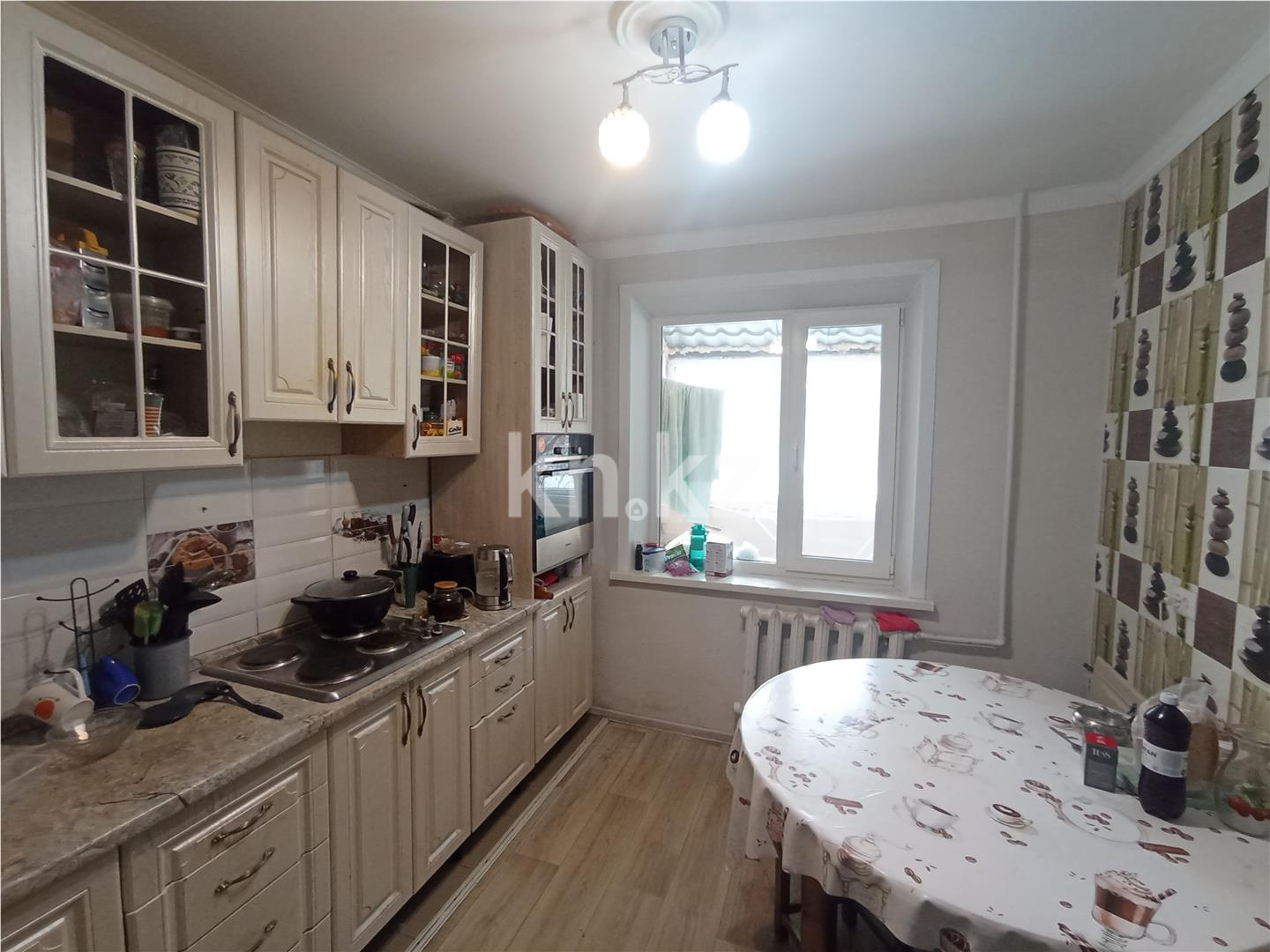 Продажа 3-комнатной квартиры, 63 м², мкр. Степной-3 - Продажа  трехкомнатных квартир в Караганде фото 7 из 12