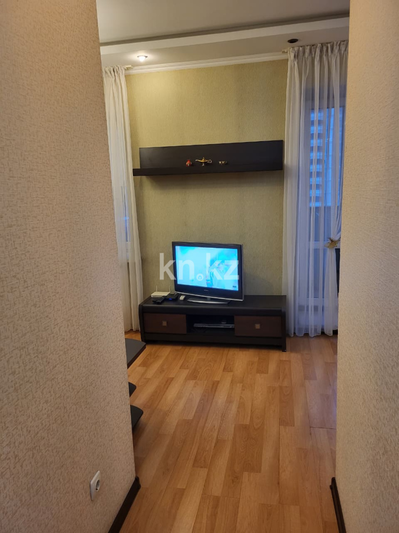 Аренда 2-комнатной квартиры, 50 м², ул. Ходжанова, дом  76 - пр. Аль-Фараби - Аренда квартир помесячно в Алматы с фото фото 17 из 36