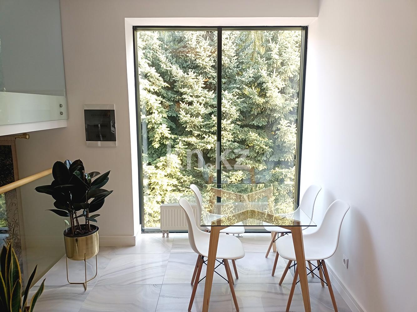 Аренда 9-комнатного дома, 1000 м², мкр-н Юбилейный - Аренда домов в Алматы фото 19 из 20