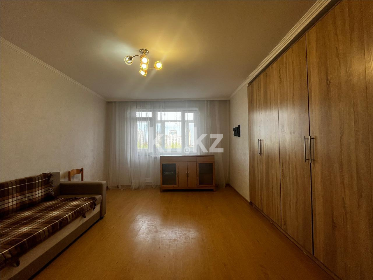 Продажа 2-комнатной квартиры, 60 м², ул. Сарыарка - Продажа  двухкомнатных квартир в Караганде фото 1 из 16