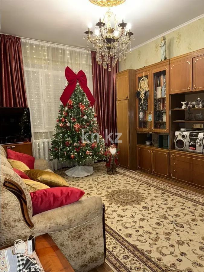 Продажа 3-комнатной квартиры, 64.9 м², ул. Толе би, дом  201 - Продажа квартир в Казахстане фото 1 из 5