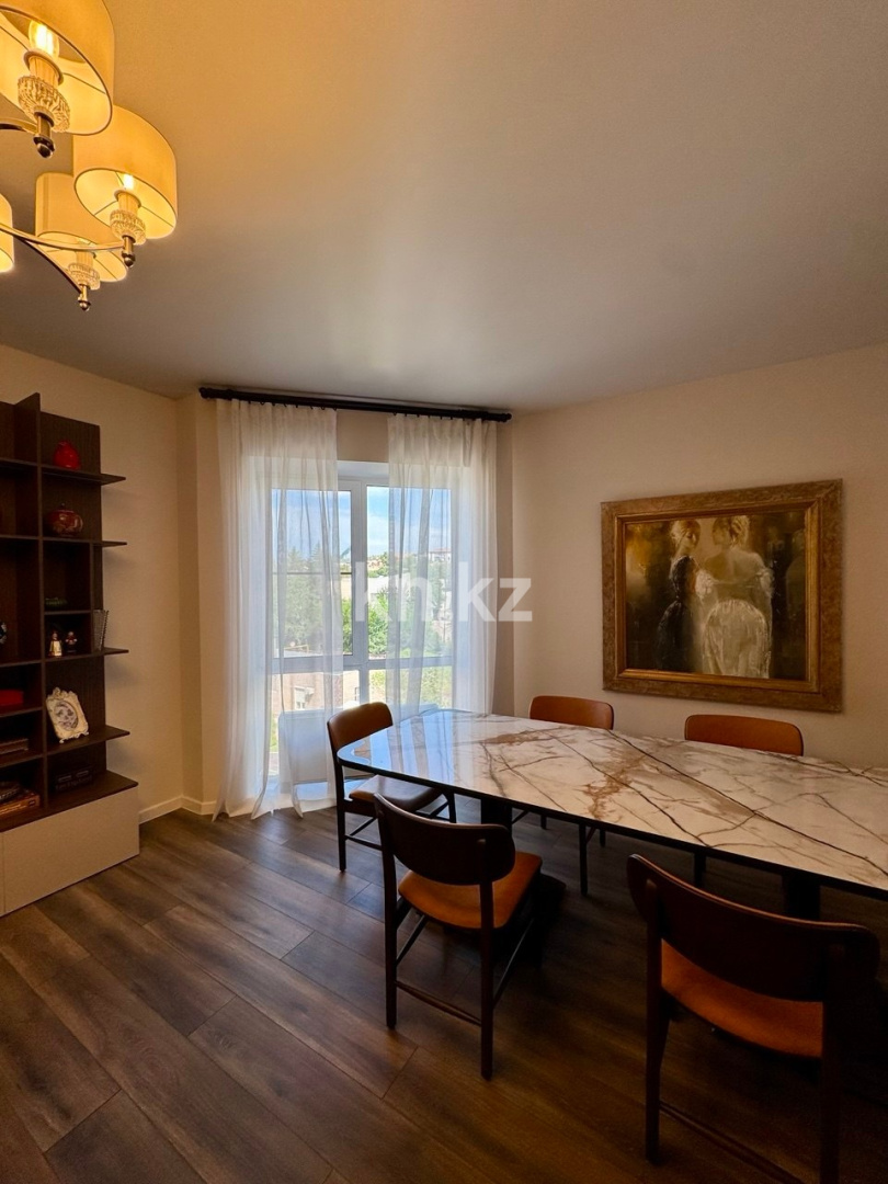 Продажа 2-комнатной квартиры, 95.4 м² в Алматы - фото 8