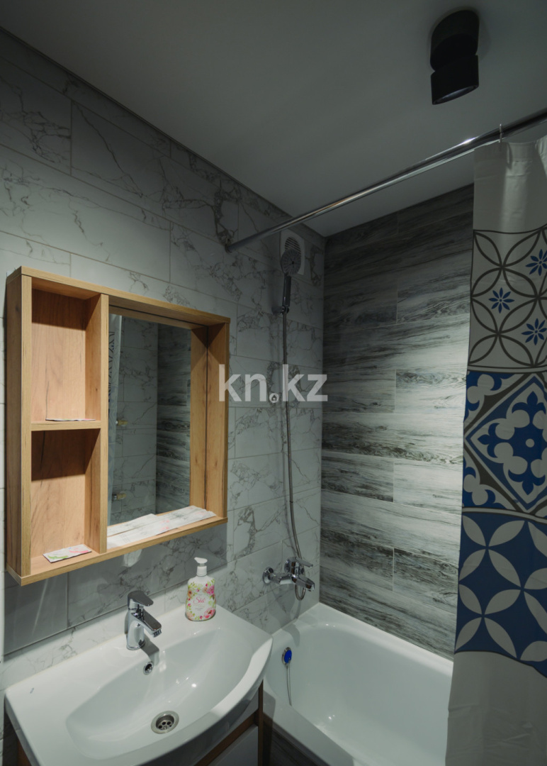 Аренда 2-комнатной квартиры посуточно, 1 м², ул. Ауэзова, дом  168 - Аренда квартир посуточно в Петропавловске фото 11 из 11