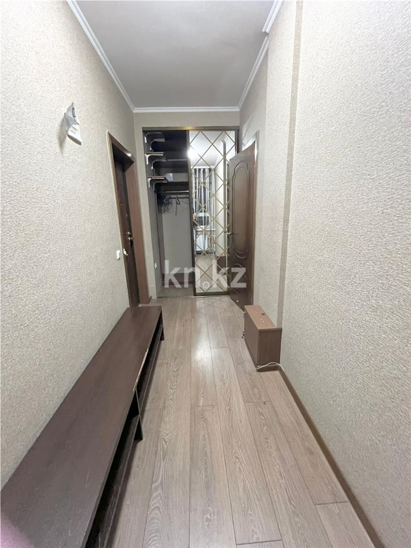 Продажа 3-комнатной квартиры, 100 м², пр. Шахтеров в Караганде - фото 16