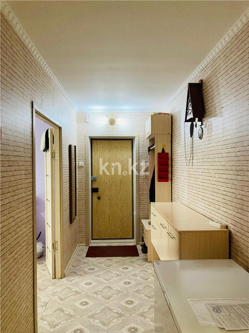 Продажа 3-комнатной квартиры, 67 м², мкр-н Голубые Пруды - Продажа квартир в Караганде фото 17 из 22