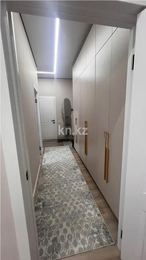 Продажа 2-комнатной квартиры, 55 м², ул. Е-181, дом  1 в Астане - фото 4