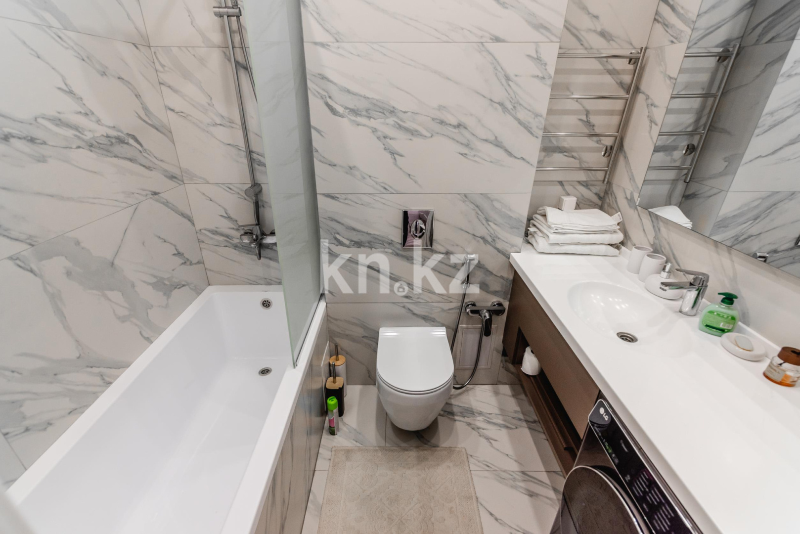 Аренда 2-комнатной квартиры посуточно, 75 м², ул. Розыбакиева, дом  336 - Аренда  двухкомнатных квартир посуточно в Алматы фото 6 из 30