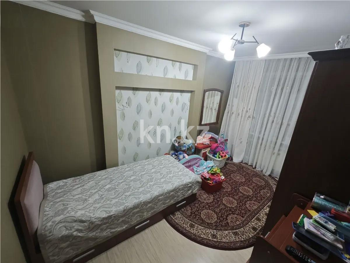 Продажа 4-комнатной квартиры, 80 м², ул. Муканова, дом  14 - Продажа  четырехкомнатных квартир в Караганде фото 3 из 7