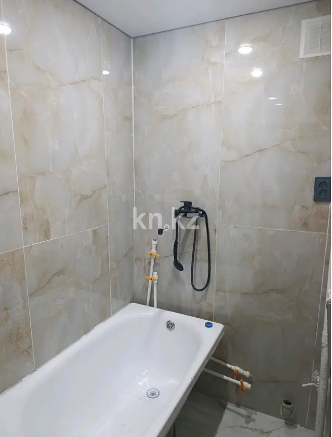 Продажа 2-комнатной квартиры, 41 м² - Продажа недвижимости в Караганде - страница 2 фото 8 из 9