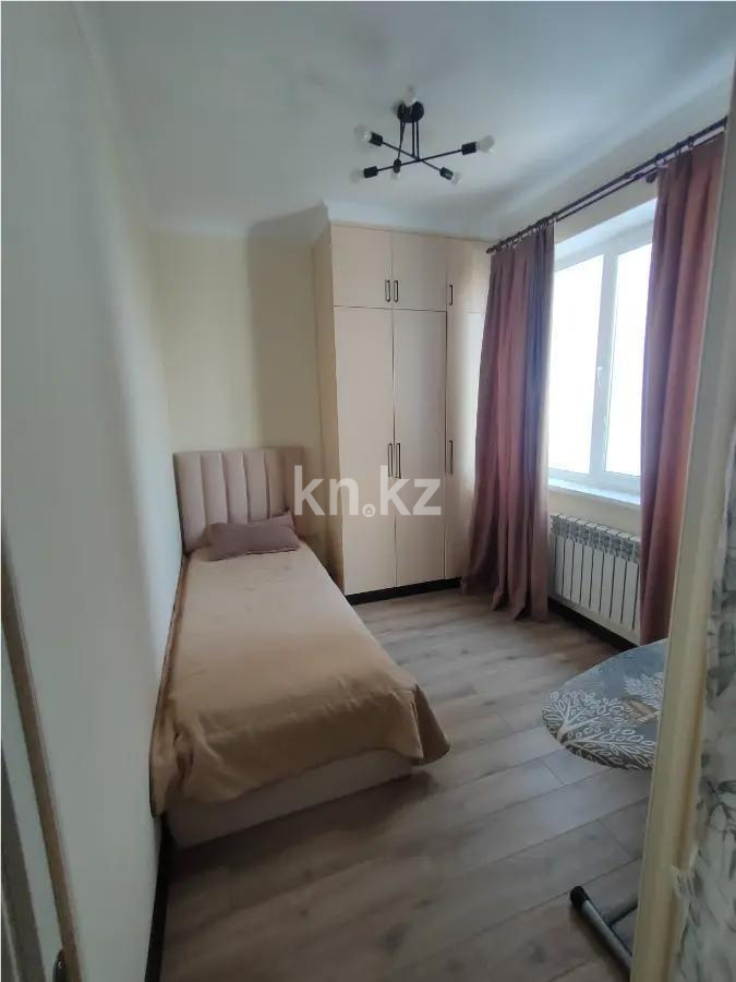 Продажа 3-комнатной квартиры, 63 м², мкр-н Калкаман-1, дом  5 в Алматы - фото 2