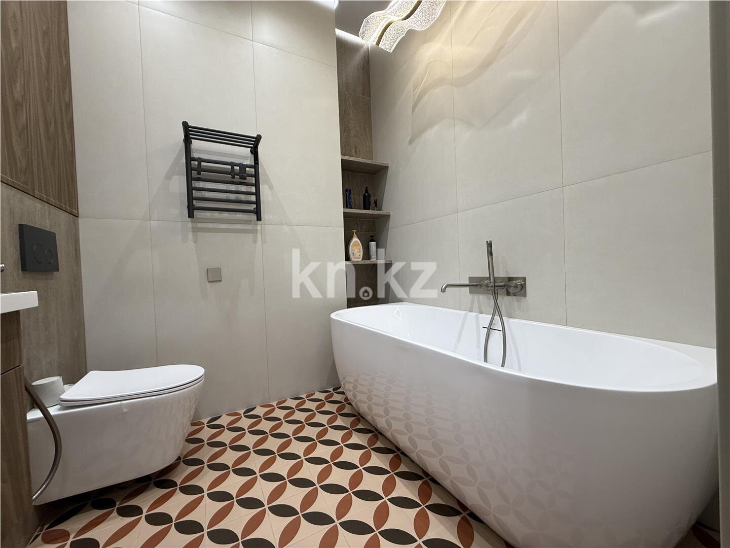 Продажа 4-комнатной квартиры, 130 м² в Караганде - фото 19