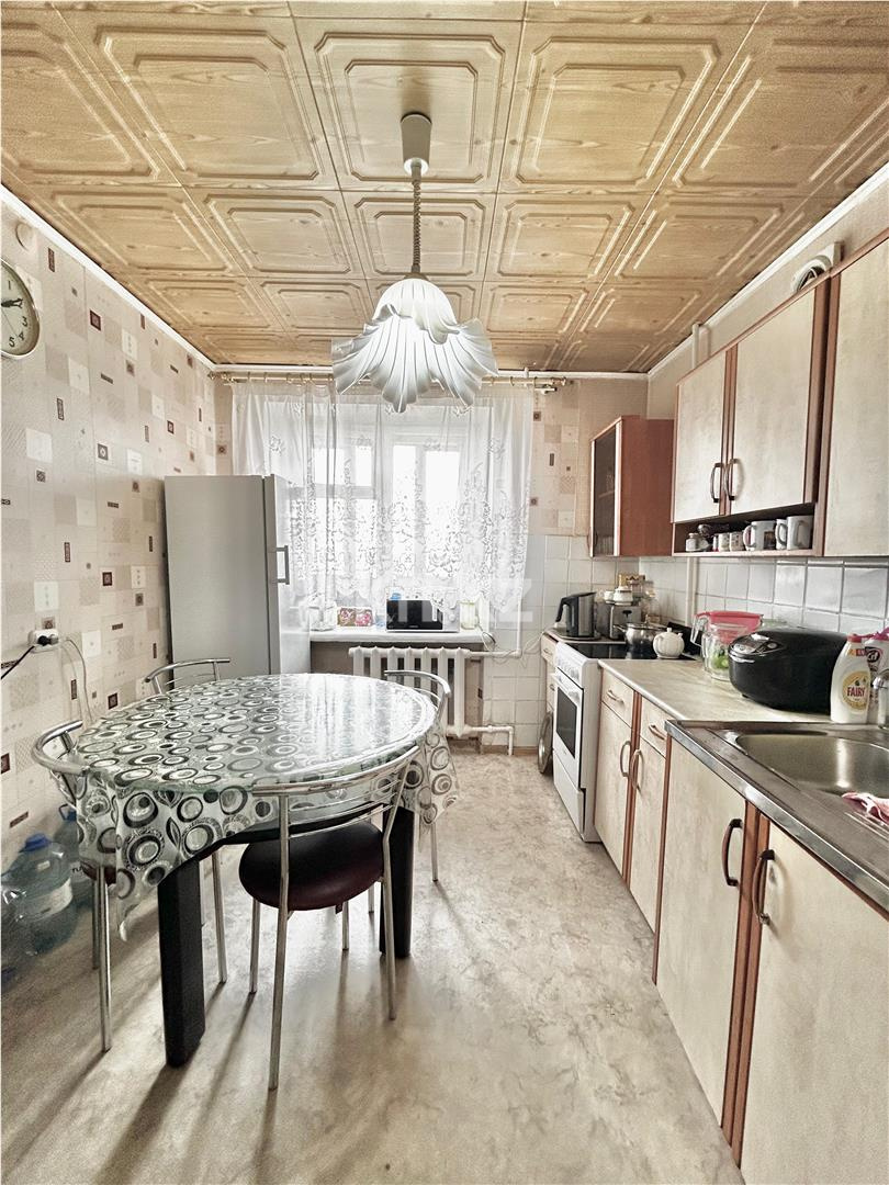 Продажа 3-комнатной квартиры, 71 м², ул. Ермекова, дом  52 - Продажа  трехкомнатных квартир в Караганде с фото фото 1 из 18