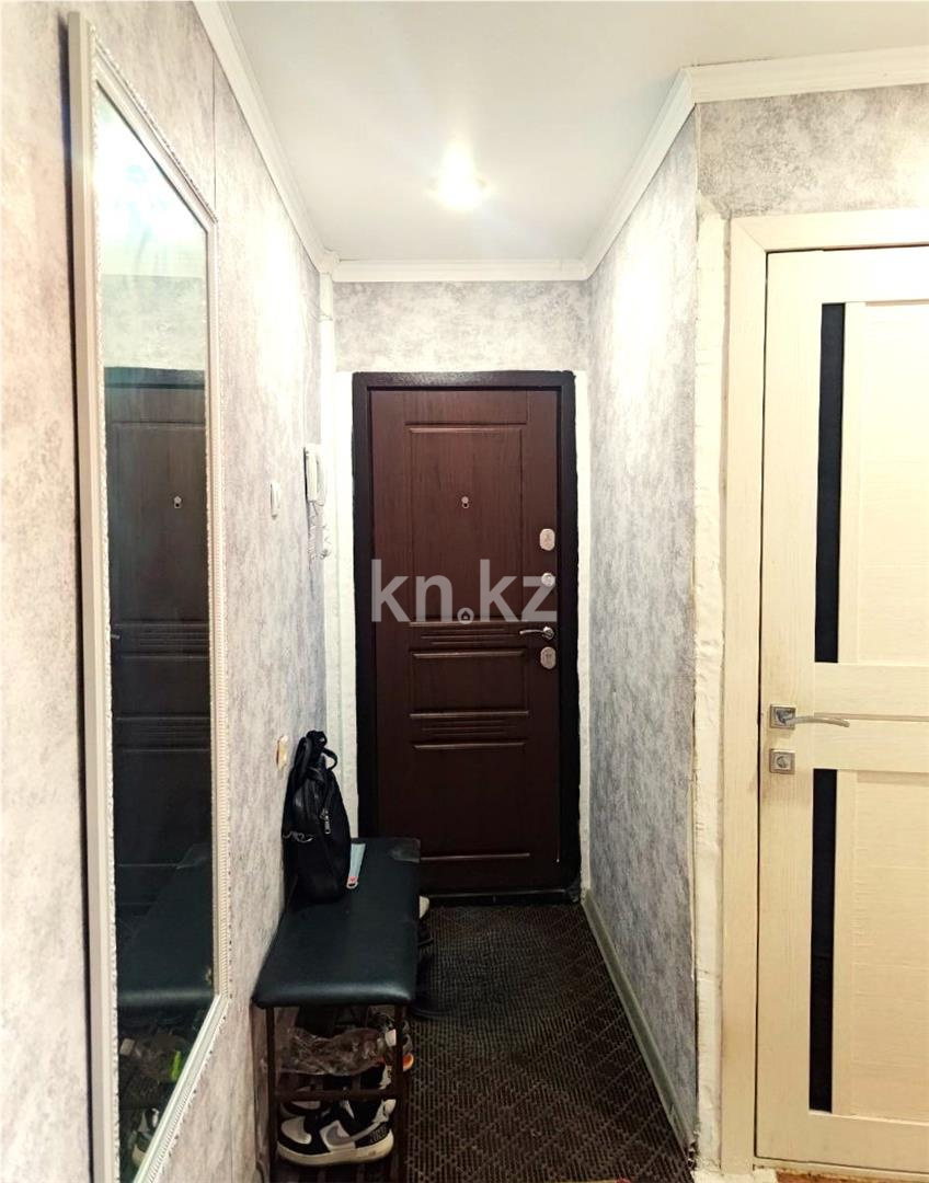 Продажа 2-комнатной квартиры, 44 м², мкр-н 23, дом  33 в Караганде - фото 8
