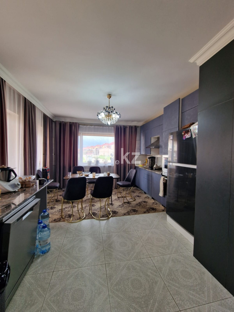 Продажа 7-комнатного дома, 230 м² - Продажа домов, коттеджей в Казахстане - страница 8 фото 8 из 19