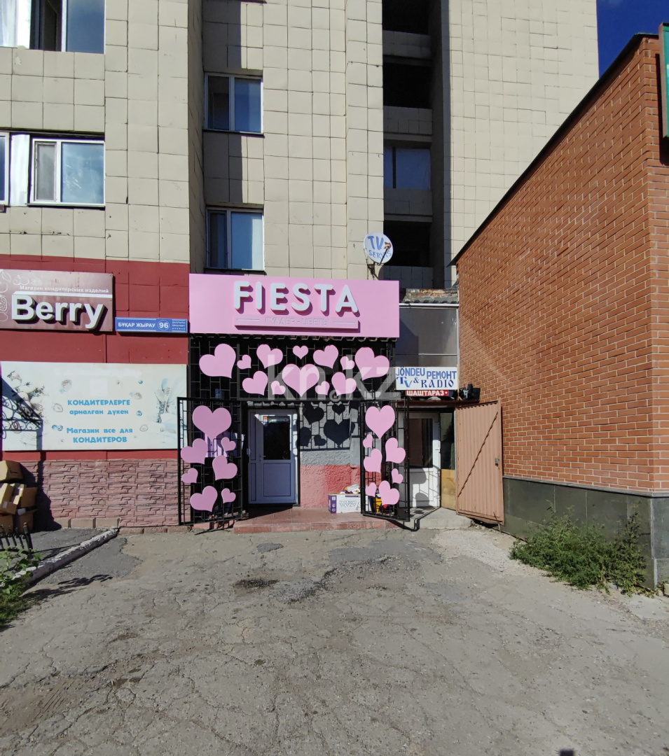 Продажа , 60 м², пр. Бухар-жырау, дом  96 - Продажа офисных и торговых помещений в Караганде фото 21 из 21