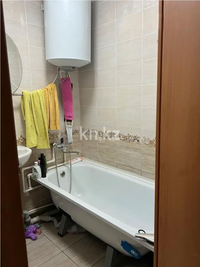 Продажа 2-комнатной квартиры, 48 м², мкр-н 11а, дом  7 в Караганде - фото 4