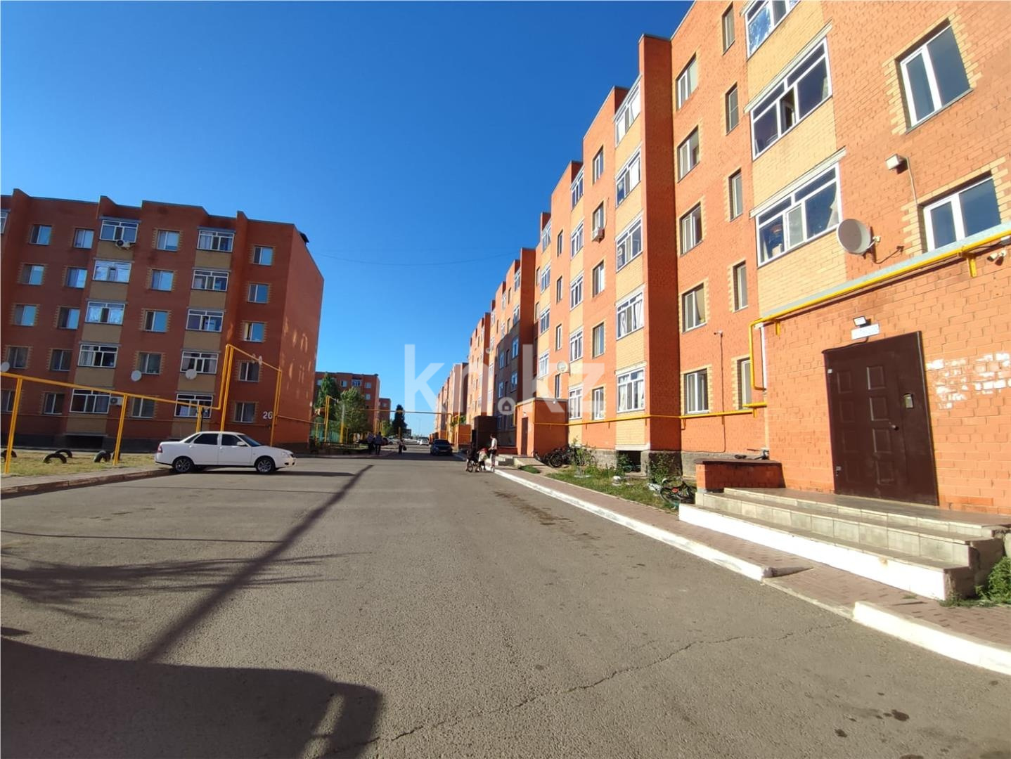 Продажа 2-комнатной квартиры, 46.5 м² - Продажа квартир в Семее фото 1 из 11