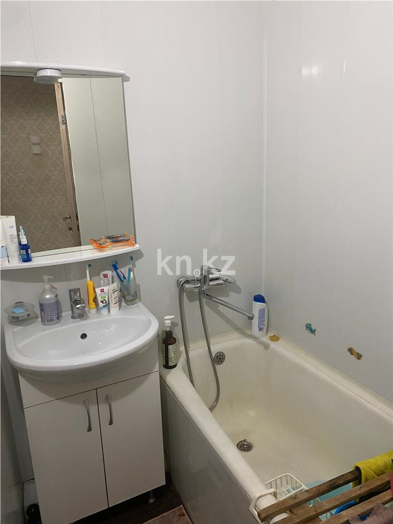 Продажа 2-комнатной квартиры, 43 м², пр. Строителей - Продажа  двухкомнатных квартир в Караганде фото 7 из 10