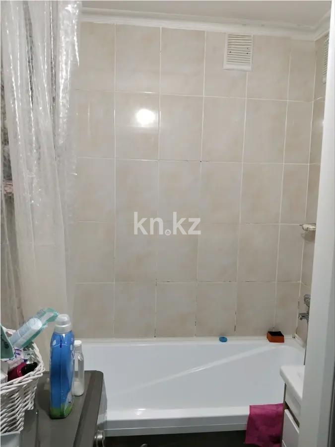 Продажа 4-комнатной квартиры, 76.4 м² в Астане - фото 4