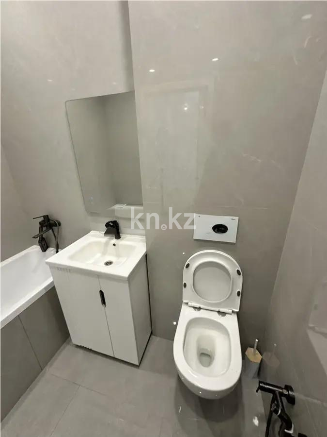 Продажа 2-комнатной квартиры, 42 м², ул. Толе би, дом  27 в Астане - фото 3