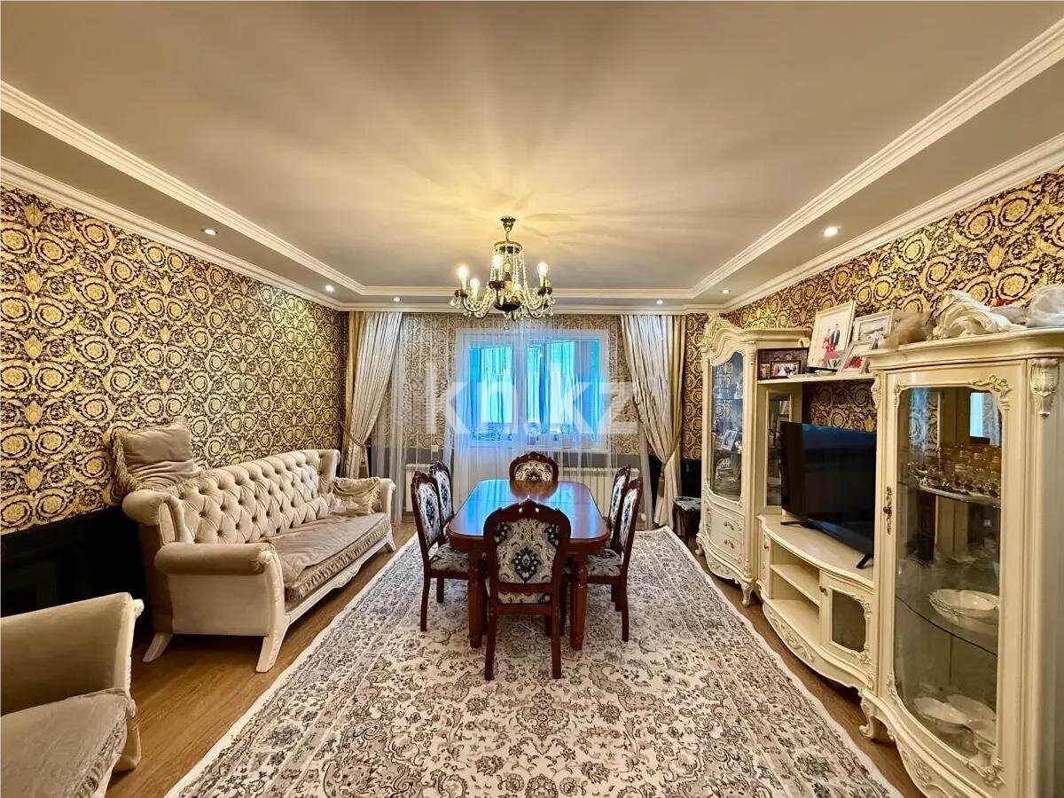 Продажа 4-комнатной квартиры, 107 м² в Астане