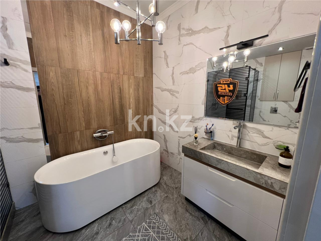Продажа 3-комнатной квартиры, 131 м² - Продажа квартир в кирпичном доме в Казахстане - страница 5 фото 14 из 22