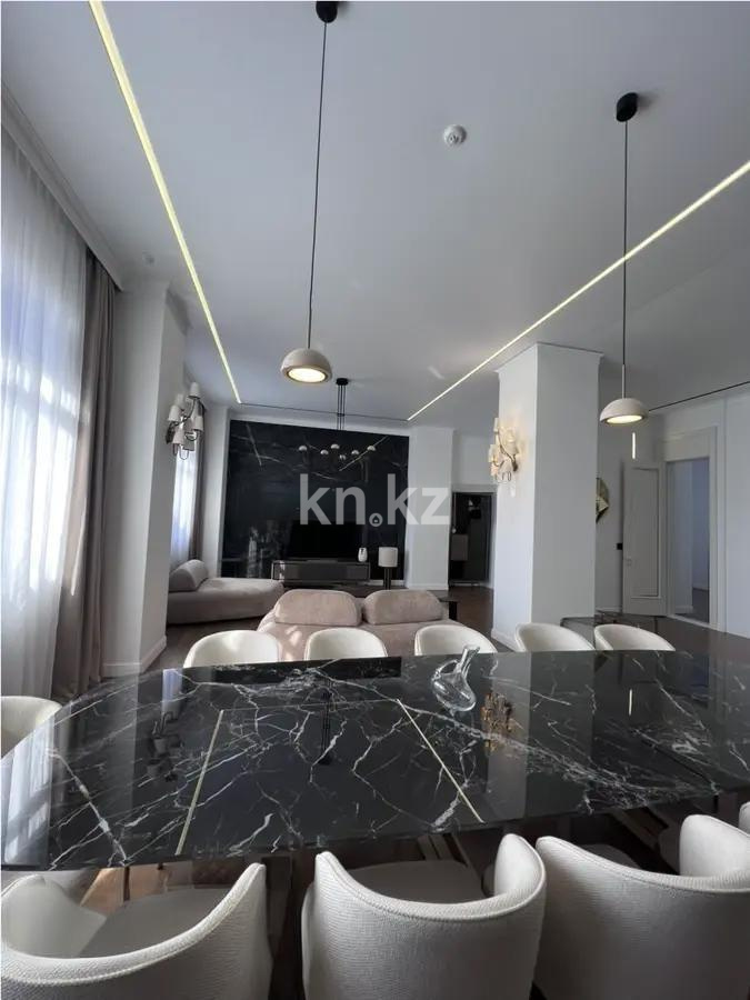 Продажа 5-комнатной квартиры, 210 м², ул. Байтурсынова, дом  9 блок F3 - Продажа квартир в Астане фото 1 из 6