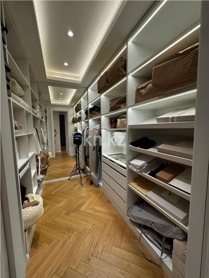 Продажа 4-комнатной квартиры, 172 м², ул. Сейдимбека, дом  110/1 в Алматы - фото 7