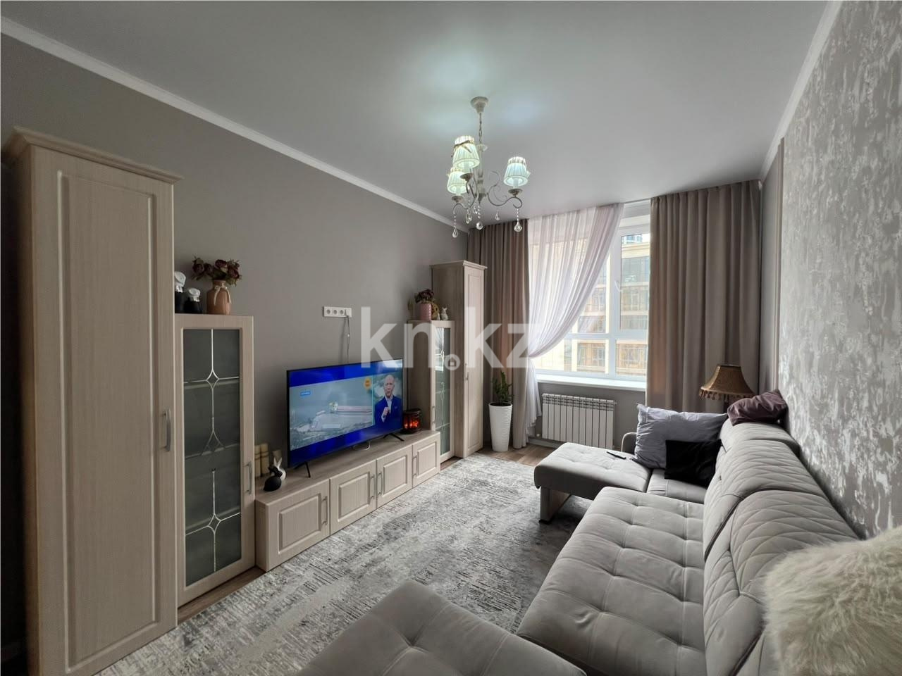 Продажа 2-комнатной квартиры, 61 м² в Караганде