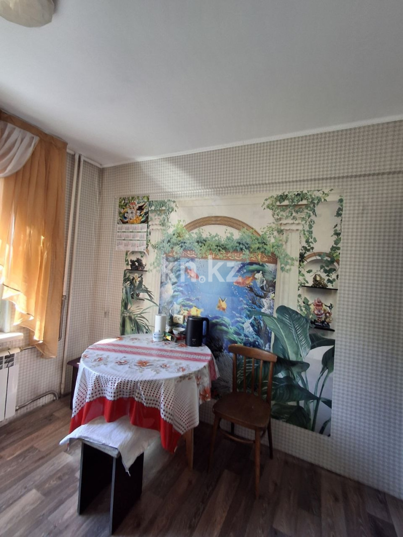 Продажа 3-комнатной квартиры, 69.3 м² - Продажа жилой и коммерческой недвижимости в Усть-Каменогорске фото 7 из 27