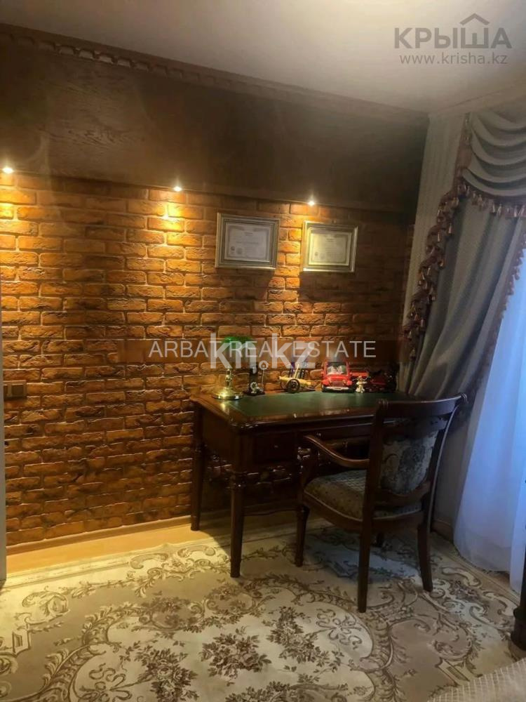 Продажа 4-комнатной квартиры, 106.5 м², ул. Валиханова, дом  124 - ул. Курмангазы - Продажа квартир в Алматы фото 16 из 17