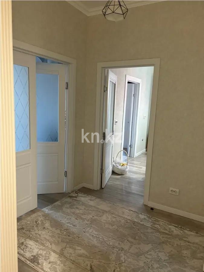 Продажа 2-комнатной квартиры, 70 м², ул. А-75, дом  2 в Астане - фото 2