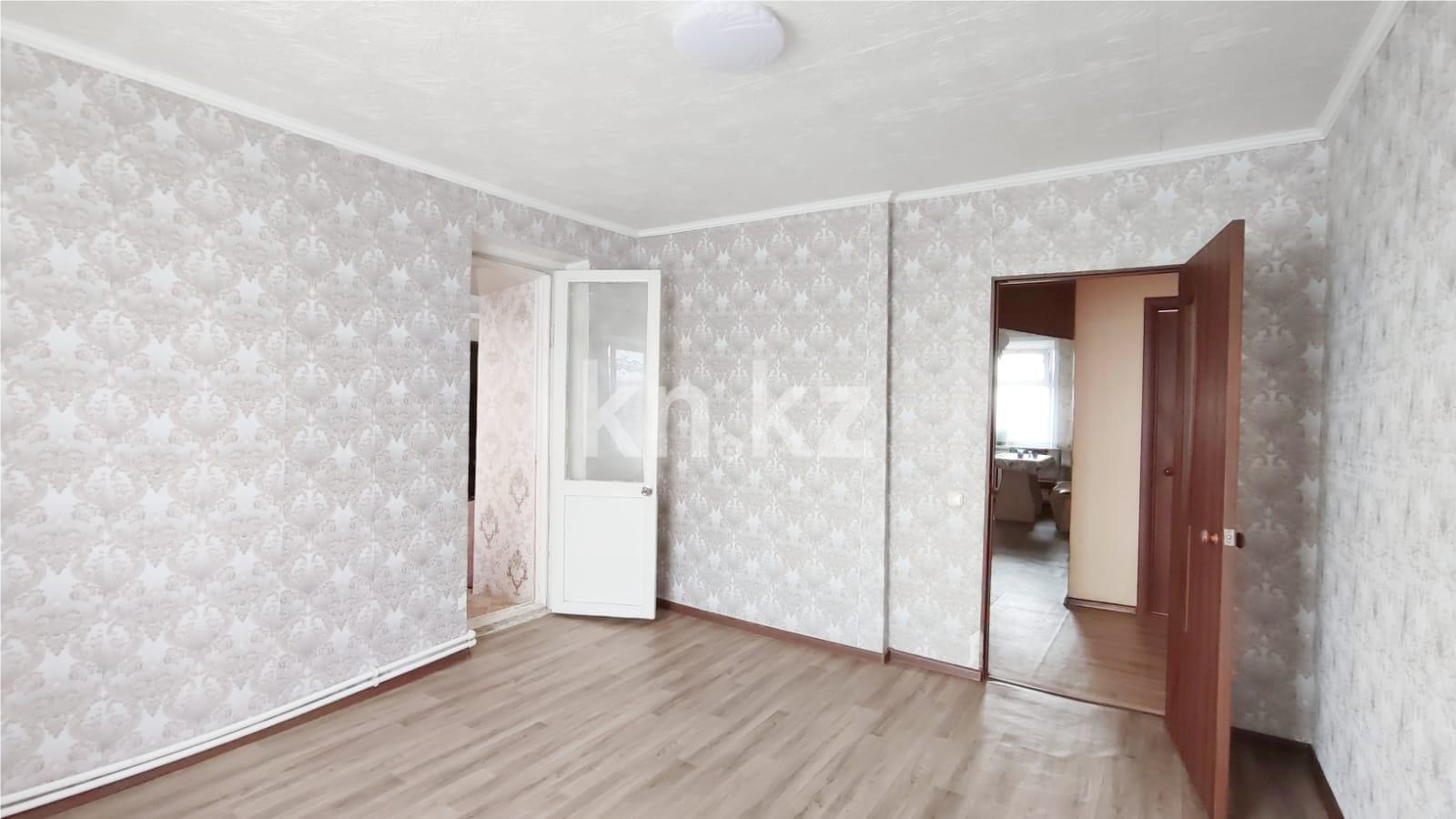 Продажа 4-комнатной квартиры, 85 м², мкр-н Мамраева (Восток-5) - Продажа  четырехкомнатных квартир в Караганде фото 4 из 19