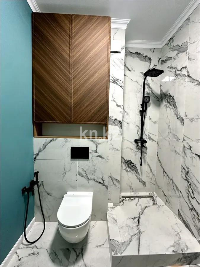 Продажа 3-комнатной квартиры, 80 м², ул. Аманжолова, дом  22 в Астане - фото 4