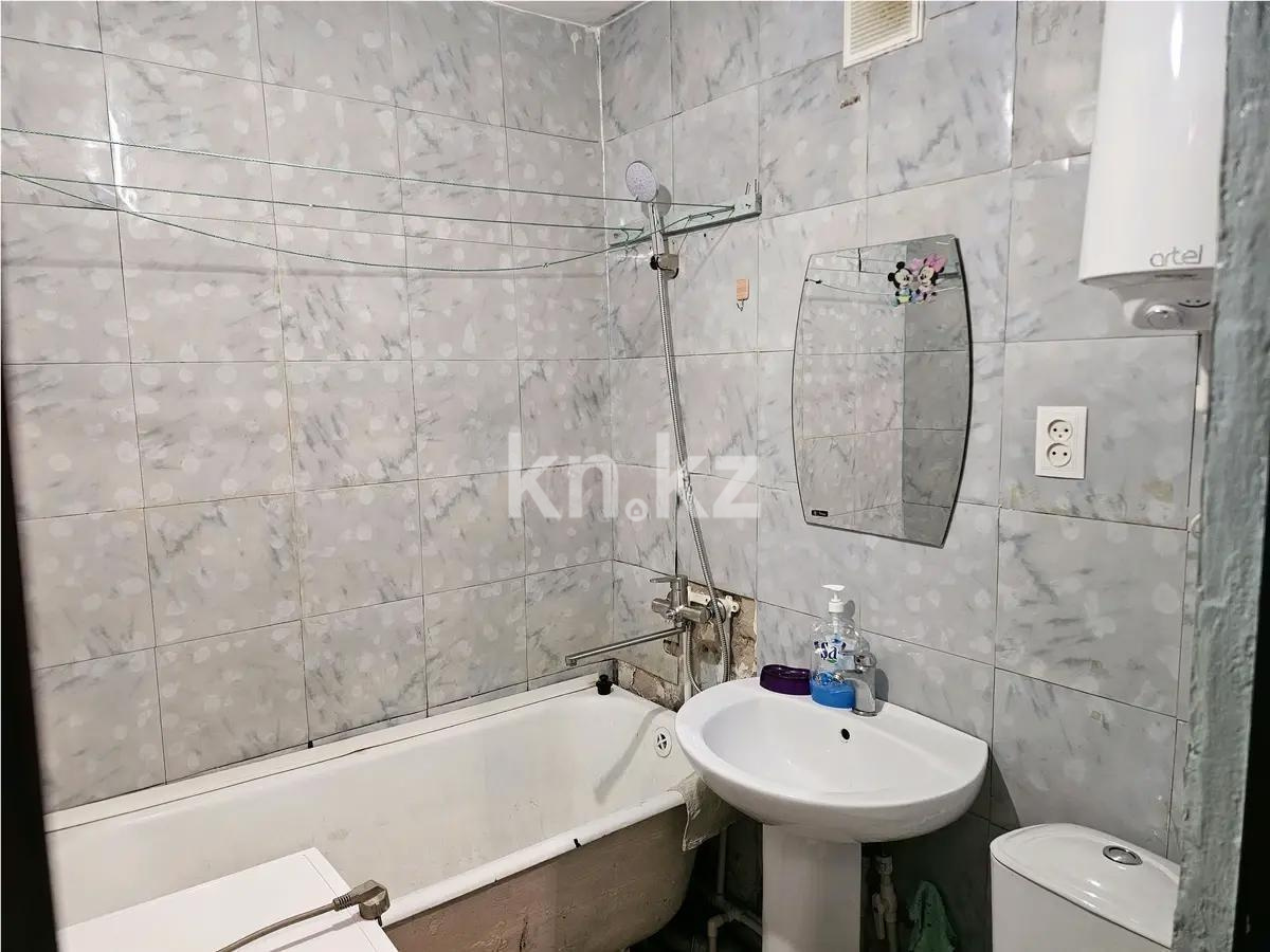 Продажа 1-комнатной квартиры, 30 м², 15-й мкр., дом  7 - Продажа квартир в Караганде фото 3 из 4