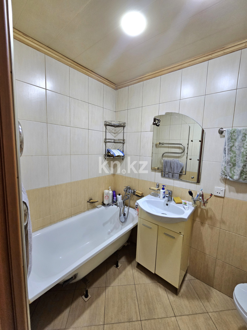 Продажа 2-комнатной квартиры, 46.4 м², ул. Локомотивная, дом  157 в Караганде - фото 11