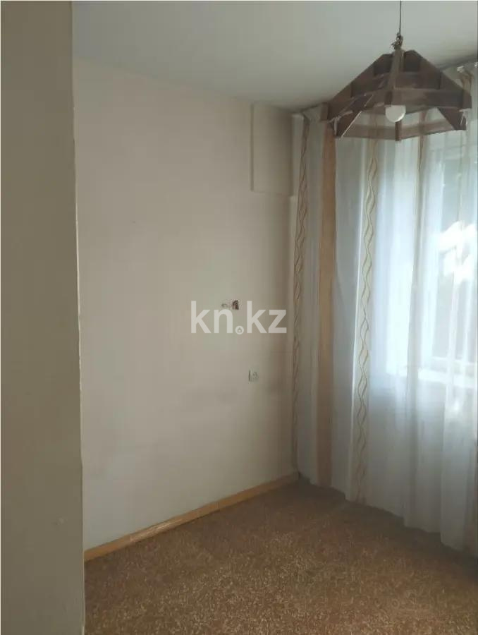 Продажа 3-комнатной квартиры, 63 м², ул. Байзакова, дом  190 в Алматы - фото 3