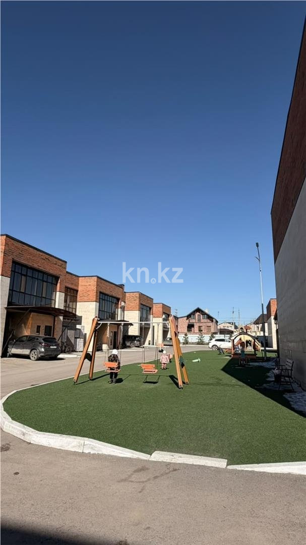 Продажа 3-комнатного дома, 108 м² в Караганде