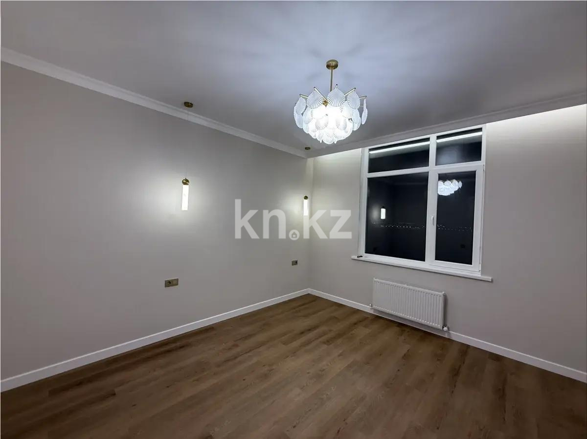 Продажа 1-комнатной квартиры, 65 м², ул. Е-429, дом  14 в Астане - фото 2