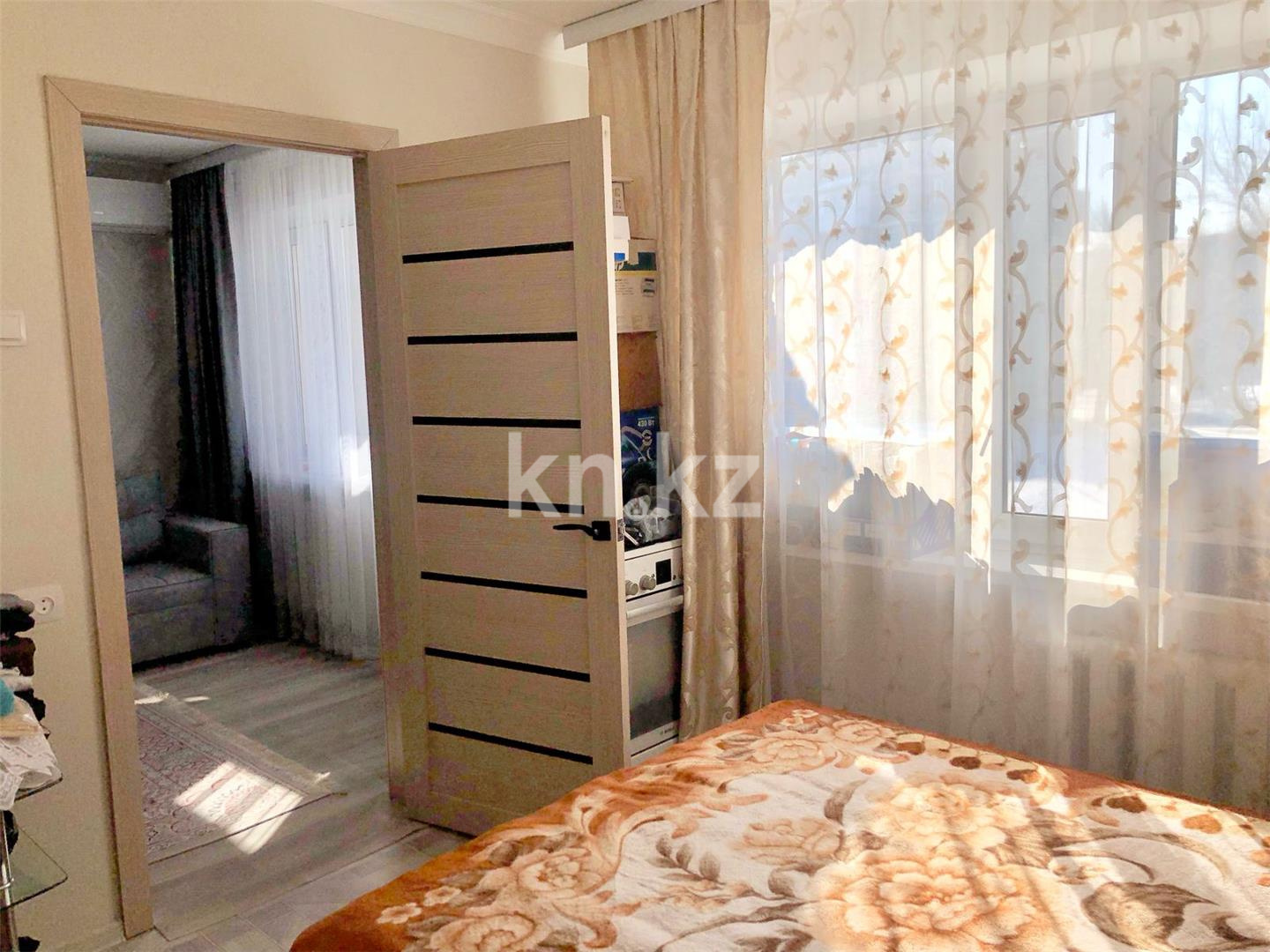 Продажа 4-комнатной квартиры, 62 м², мкр-н Восток-1, дом  13 в Караганде - фото 7