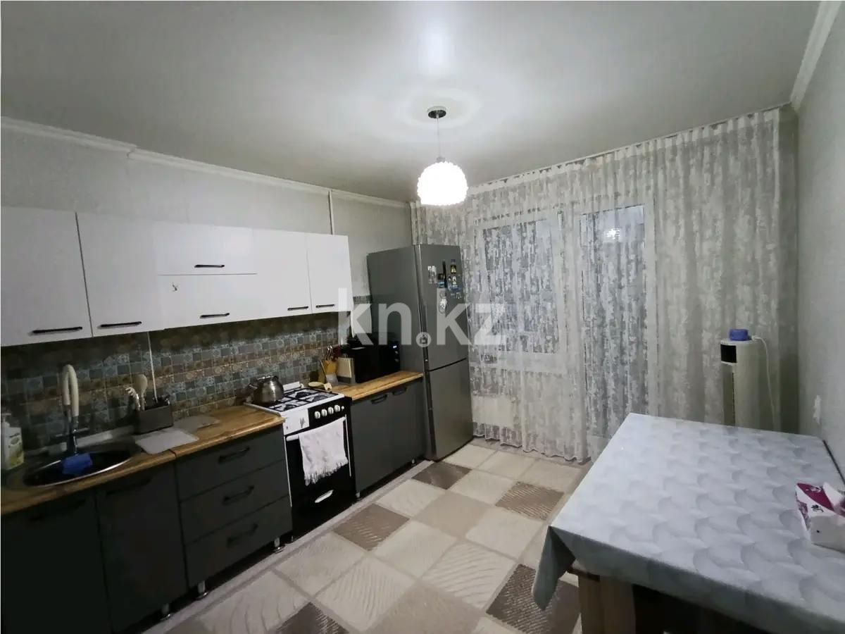 Продажа 2-комнатной квартиры, 50.5 м², мкр. Аксай-3а, дом  51 в Алматы - фото 3