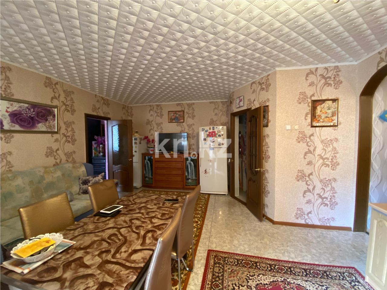 Продажа 2-комнатной квартиры, 74 м² - Продажа квартир в Караганде - страница 2 фото 2 из 12