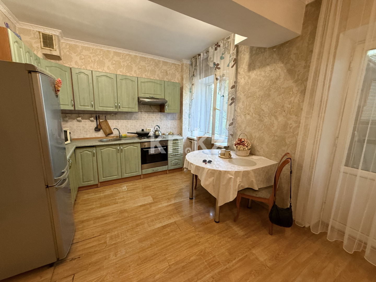 Продажа 1-комнатной квартиры, 40 м² - Продажа квартир в кирпичном доме в Алматы - страница 24 фото 2 из 11