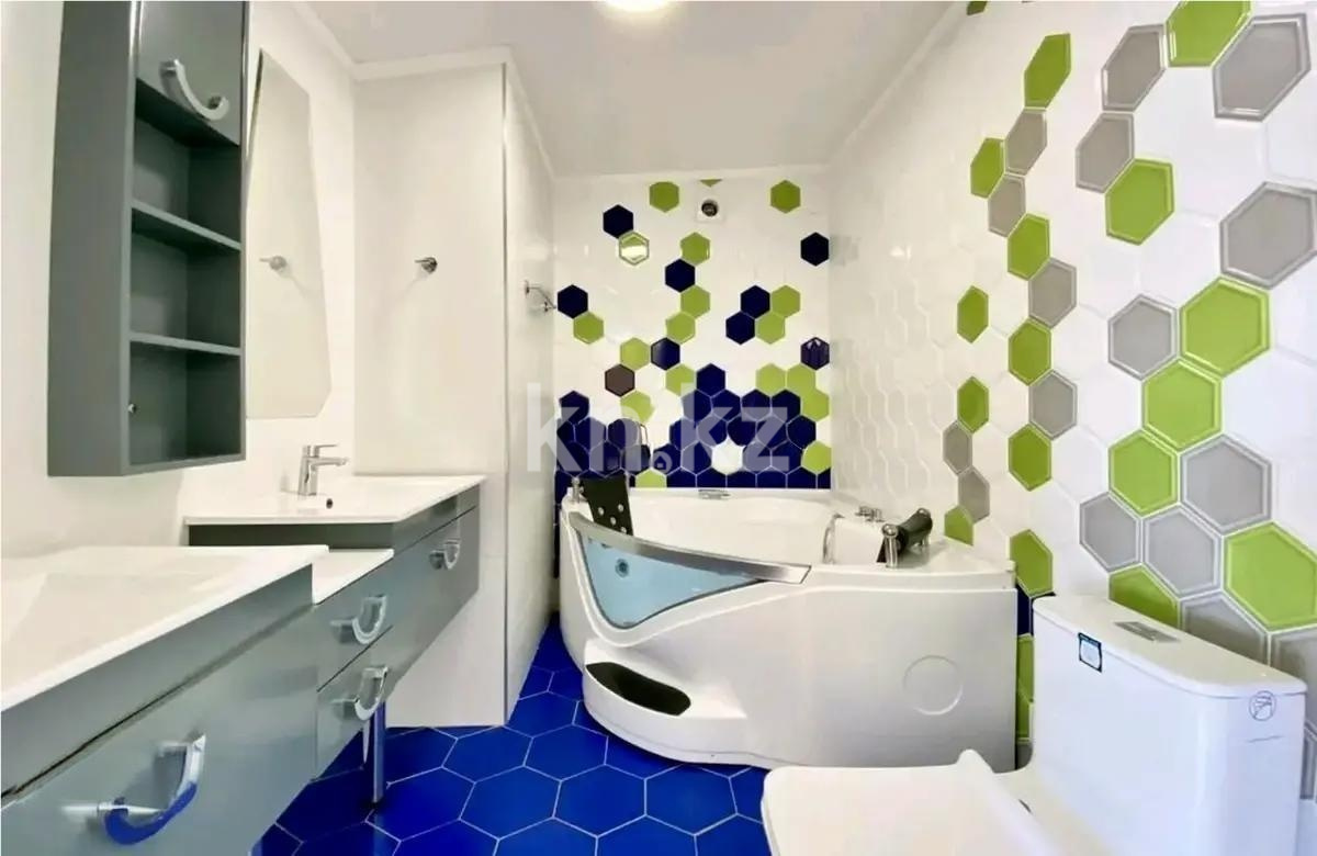 Продажа 6-комнатной квартиры, 260 м² - Продажа пятикомнатных и более квартир в Астане фото 9 из 12