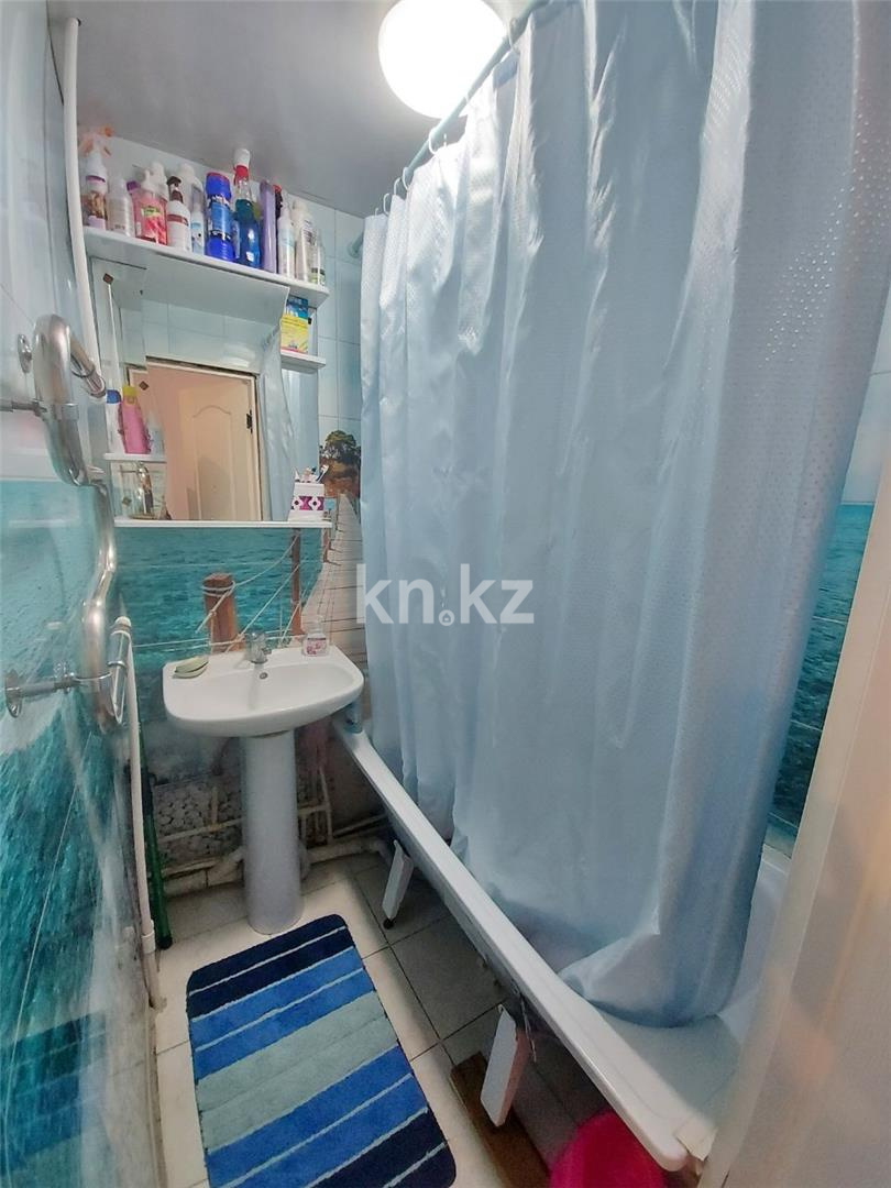 Продажа 2-комнатной квартиры, 44 м², мкр-н 11а, дом  13 - Продажа квартир в Караганде фото 9 из 9